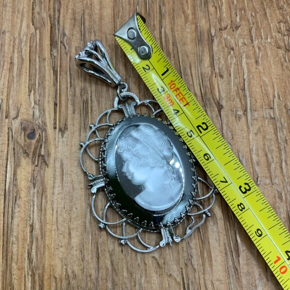 Whiting & Davis Vintage Hematite White Cameo Silver Tone Setting Pendant - Picture 5 of 5
